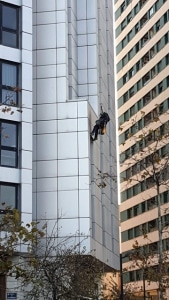 Las fachadas de un edificio reflejan la identidad de un vecindario