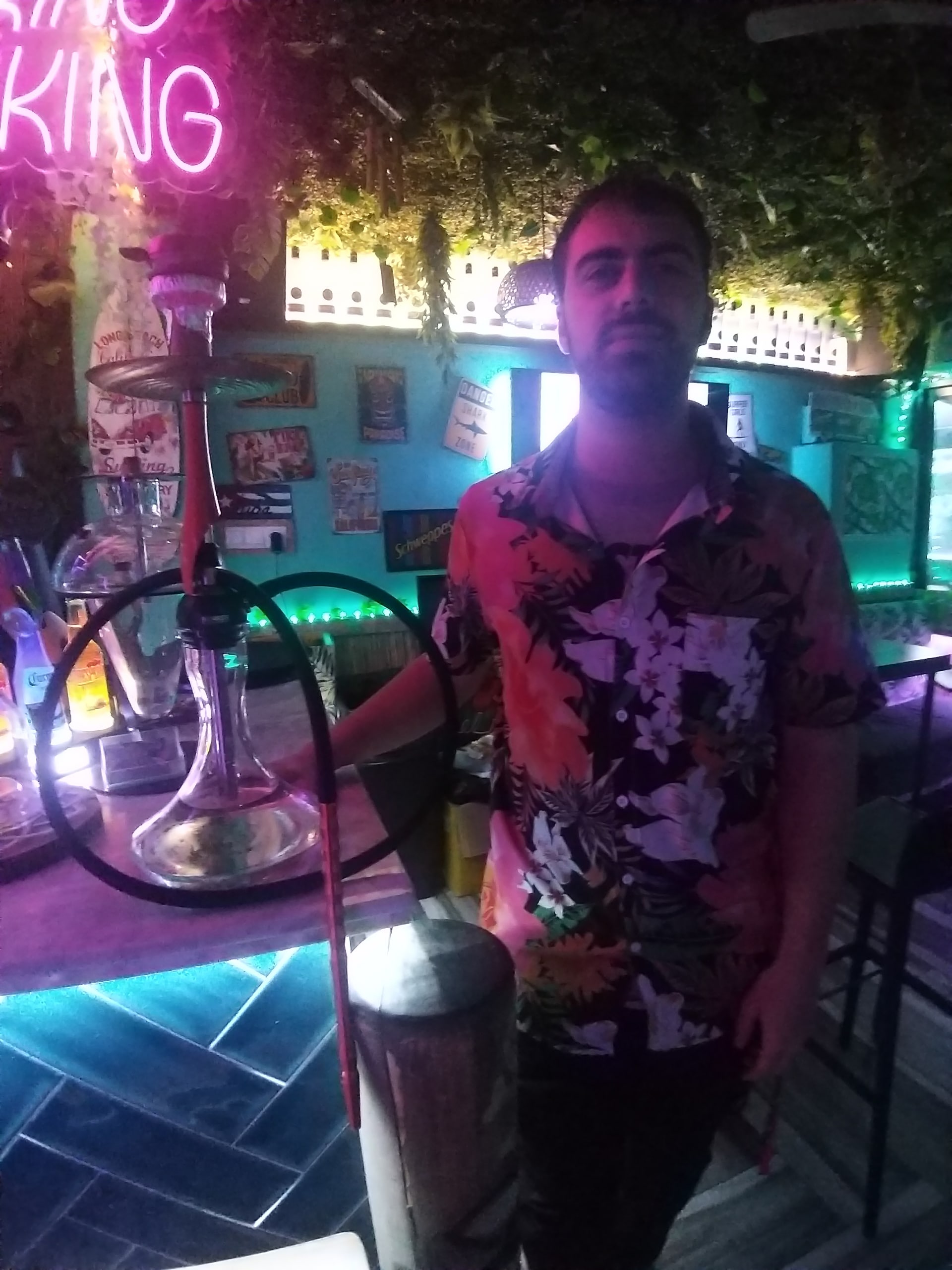David, die Seele der Lúaú Cocktail Lounge
